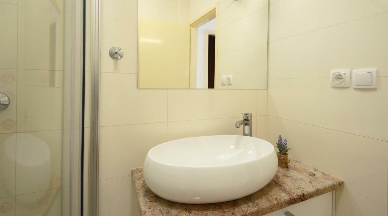Apartment Jakov Grscica Prižba Zewnętrze zdjęcie